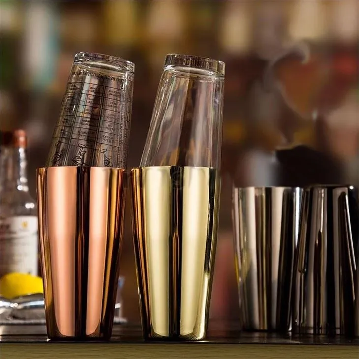 Diferan koulè Boston Shaker